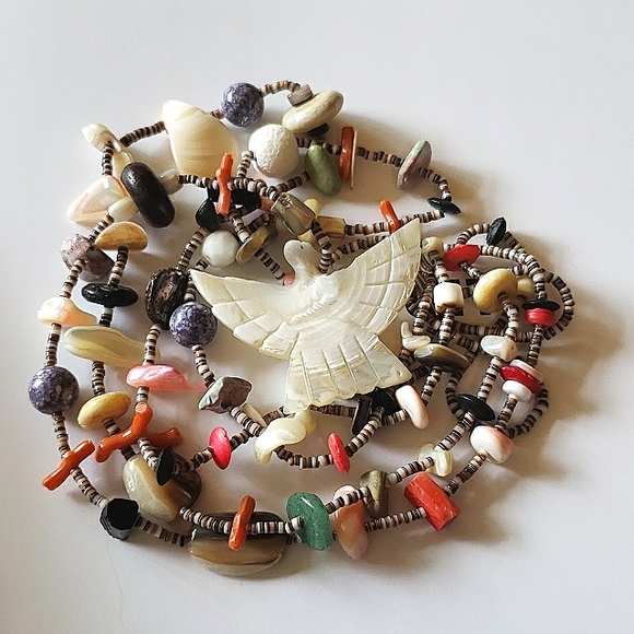 SALE!! Vintage Navajo Heishi Shell Necklace w/ Worn Shells and Stones. - Picture 10 of 12